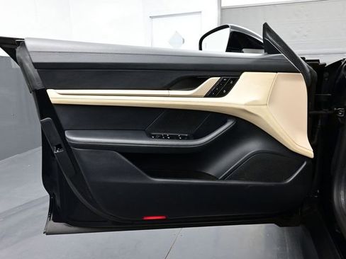 Certified 2021 Porsche Taycan 4S image 7