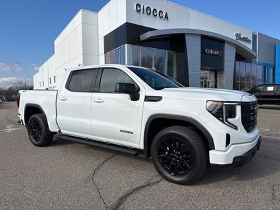 Used 2022 GMC Sierra 1500 Elevation