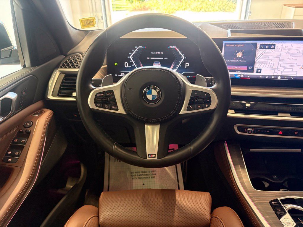 Used 2024 BMW X5 xDrive40i w/ M Sport Package AWD/4WD image 33