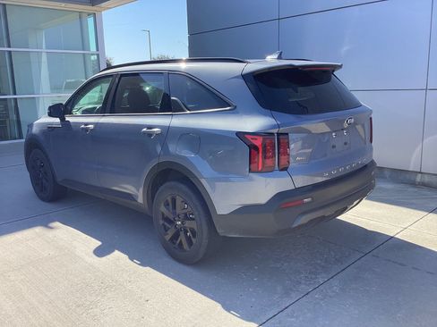 Used 2021 Kia Sorento S w/ Panoramic Sunroof Package AWD/4WD image 2