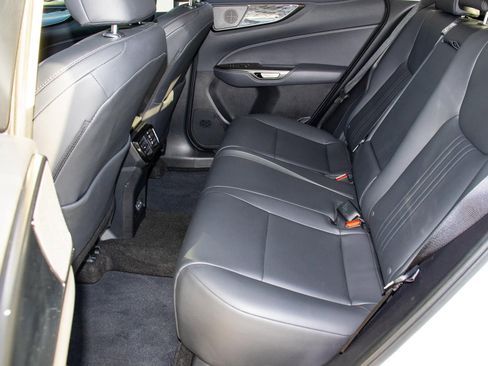 Used 2024 Lexus NX 250 FWD w/ Premium Package image 7