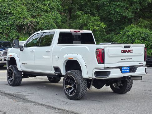 Used 2024 GMC Sierra 2500 AT4 w/ AT4 Premium Plus Package AWD/4WD image 5