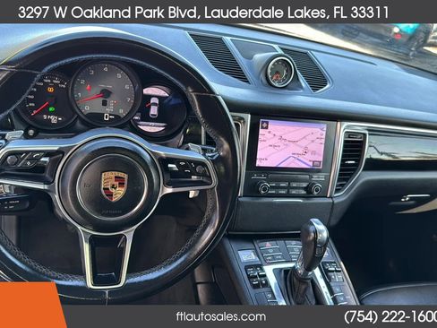Used 2017 Porsche Macan S image 49