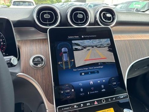 New 2025 Mercedes-Benz GLC 350e 4MATIC image 18