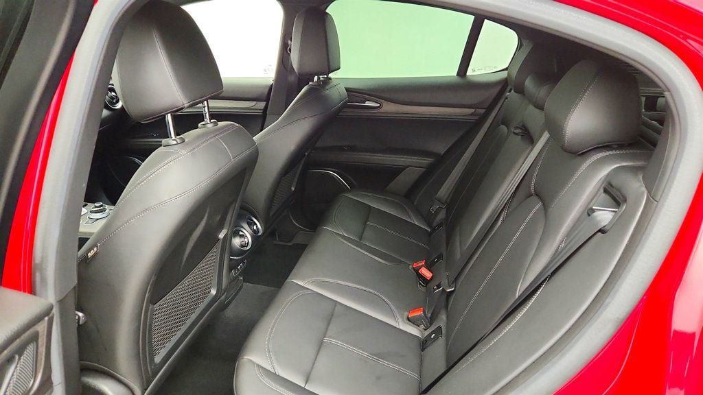 Used 2023 Alfa Romeo Stelvio Ti AWD/4WD image 22