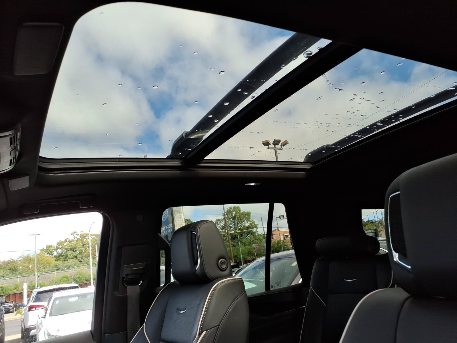 Certified 2023 Cadillac Escalade Sport w/ LPO, ONYX Package AWD/4WD image 27