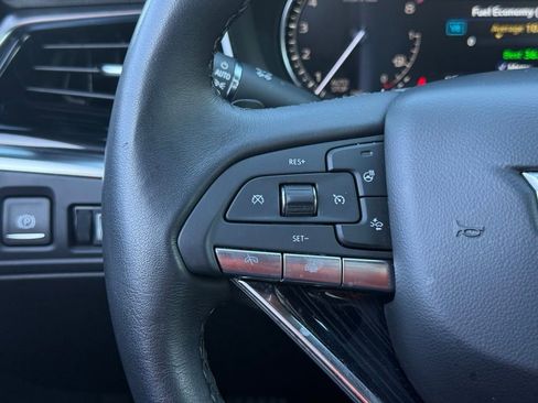 Certified 2025 Cadillac XT6 Premium Luxury image 31