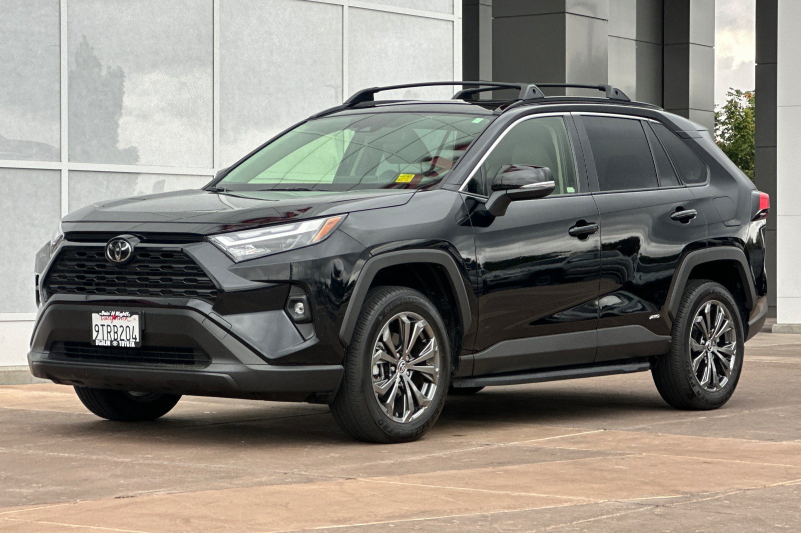 Certified 2025 Toyota RAV4 XLE Premium w/ Weather Package AWD/4WD image 10