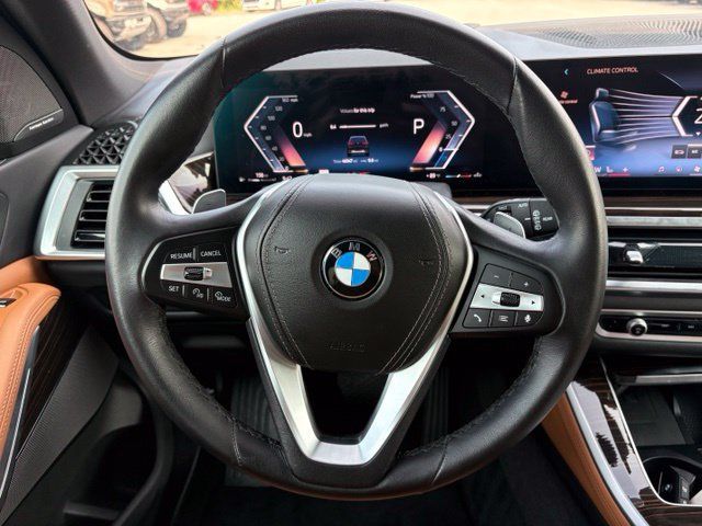 Used 2026 BMW X5 xDrive40i AWD/4WD image 14