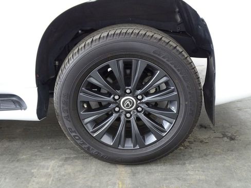 Used 2023 Lexus GX 460 Luxury w/ Sport Design Package image 45