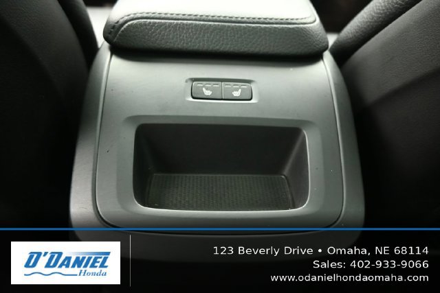 Used 2021 Volvo XC60 T5 Momentum AWD/4WD image 36