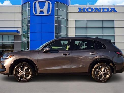 Used 2023 Honda HR-V EX-L image 3