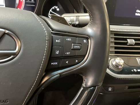 Used 2022 Lexus LS 500 w/ Interior Upgrade Package image 10