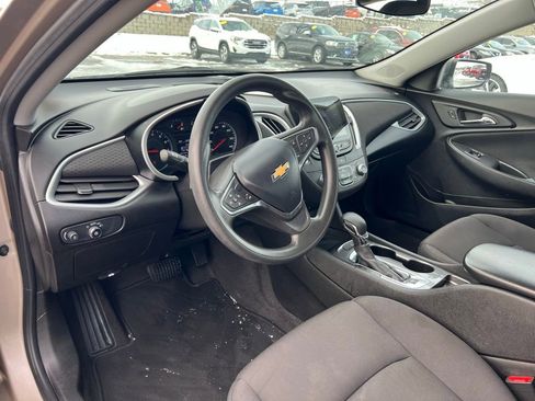 Used 2024 Chevrolet Malibu LS image 17