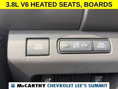 Used 2025 Nissan Frontier SV w/ SV Convenience Package image 12