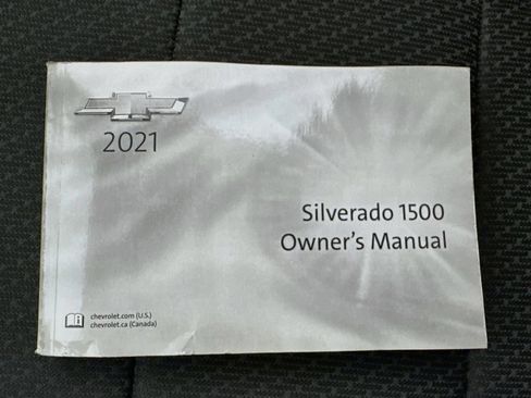 Used 2021 Chevrolet Silverado 1500 Custom Trail Boss AWD/4WD image 37