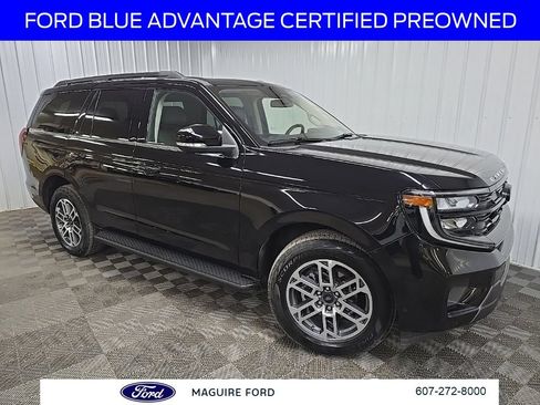 Certified 2025 Ford Expedition Active AWD/4WD image 9