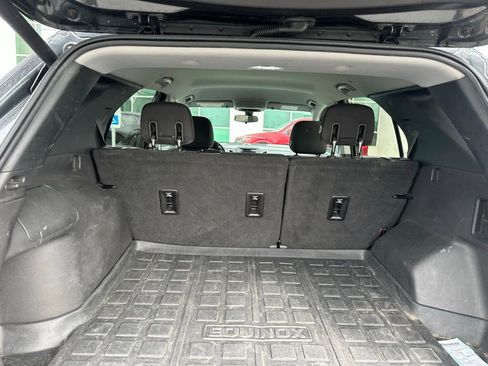 Used 2019 Chevrolet Equinox LT image 8