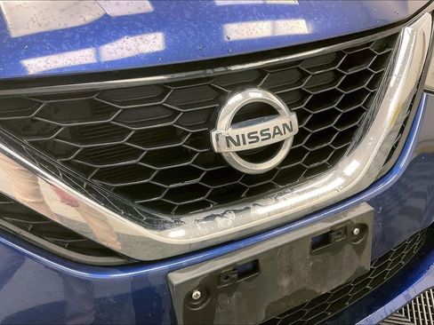 Used 2016 Nissan Sentra SR w/ SR Premium Package image 23