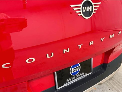 Used 2025 MINI Cooper Countryman S w/ Comfort Package Max image 9
