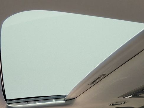 Used 2024 Kia Telluride S w/ S Sunroof Package FWD image 17