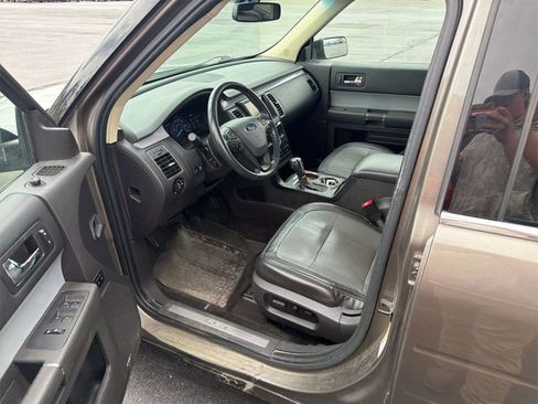 Used 2014 Ford Flex Limited w/ Equipment Group 301A AWD/4WD image 4