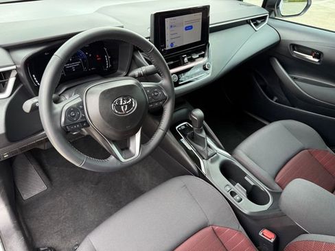 Used 2026 Toyota Corolla SE image 12