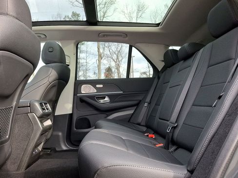 Certified 2025 Mercedes-Benz GLE 350 4MATIC image 10