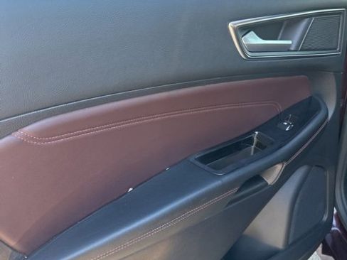Used 2020 Ford Edge Titanium w/ Equipment Group 301A image 21