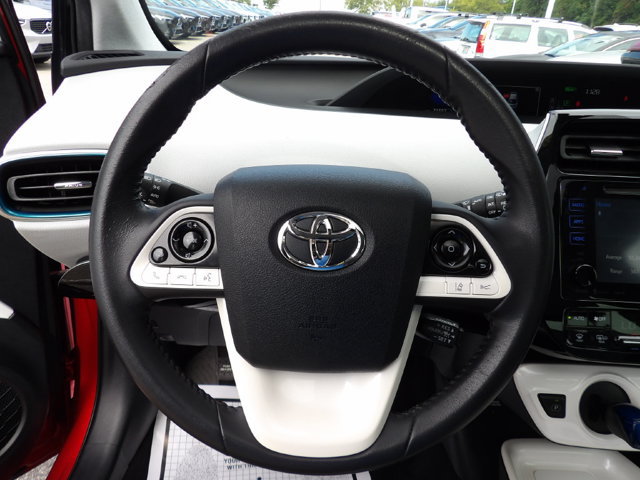 Used 2017 Toyota Prius Four w/ Premium Convenience Package FWD image 16