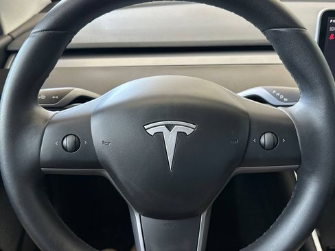 Used 2020 Tesla Model 3 Standard Range Plus RWD image 22