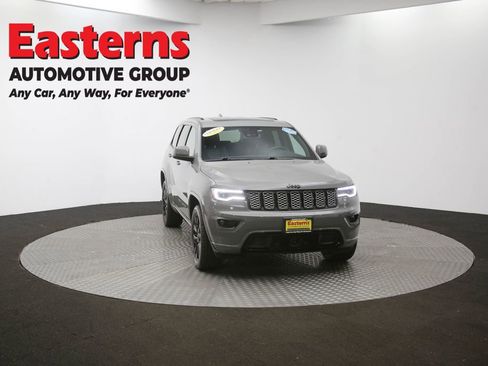 Used 2020 Jeep Grand Cherokee Altitude image 51