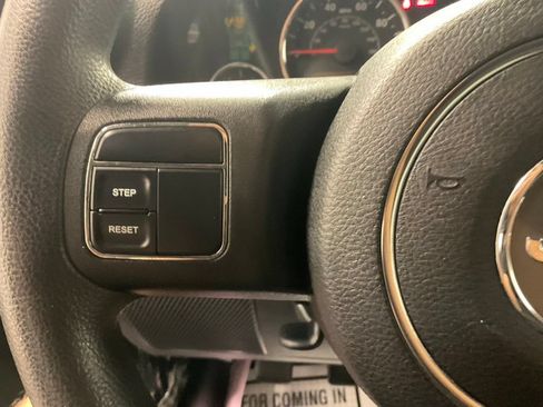 Used 2011 Jeep Wrangler Sport AWD/4WD image 18