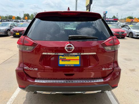 Used 2018 Nissan Rogue SV AWD/4WD image 6