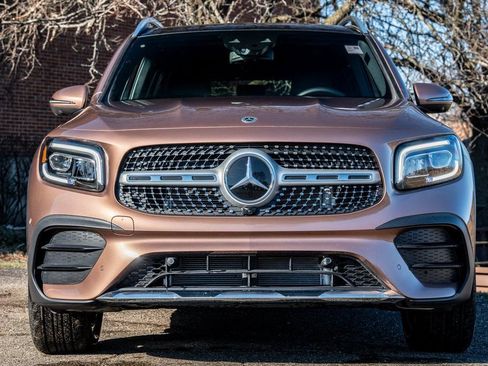 Used 2022 Mercedes-Benz GLB 250 GLB 250 image 3