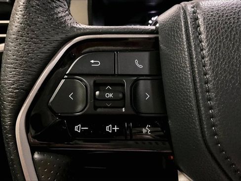 Used 2022 Toyota Tundra Limited AWD/4WD image 18