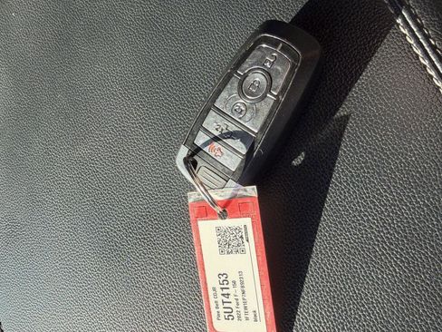 Used 2022 Ford F150 XLT w/ Equipment Group 302A High image 15