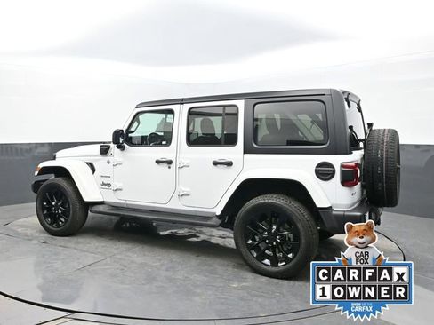 Used 2023 Jeep Wrangler Unlimited Sahara w/ Cold Weather Group image 4