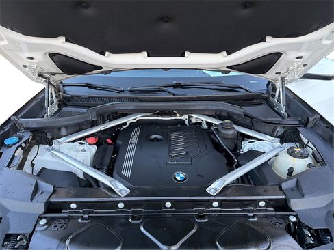 Used 2019 BMW X5 xDrive40i w/ Premium Package image 12