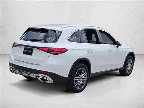 Used 2026 Mercedes-Benz GLC 300 image 5