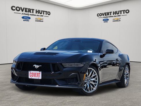 Used 2025 Ford Mustang GT Premium RWD image 1