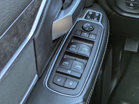 Used 2024 RAM 2500 Big Horn w/ Bed Utility Group image 19