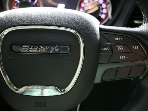 Used 2015 Dodge Challenger R/T Scat Pack RWD image 26