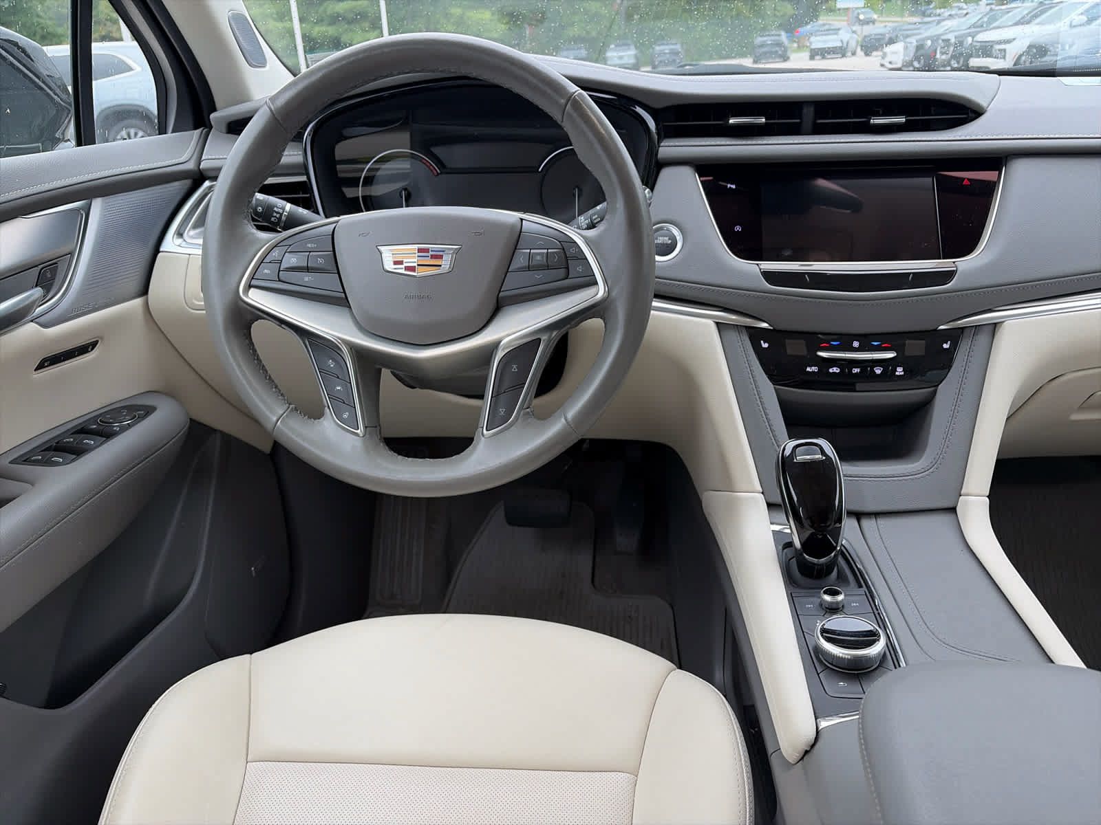 Used 2024 Cadillac XT5 Premium Luxury AWD/4WD image 10