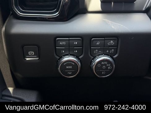 New 2026 GMC Sierra 1500 AT4 w/ AT4 Premium Package AWD/4WD image 19