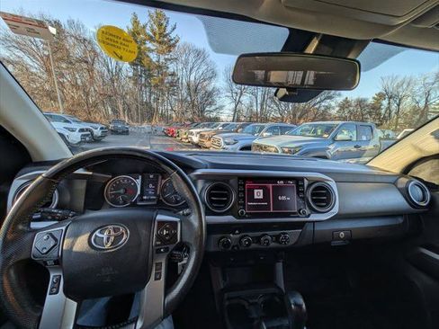 Certified 2022 Toyota Tacoma SR5 w/ SR5 Appearance Package (SM) AWD/4WD image 21