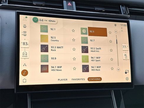 New 2026 Land Rover Range Rover Velar Dynamic SE image 14