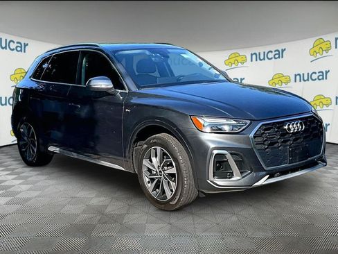 Used 2023 Audi Q5 2.0T Premium w/ Convenience Package AWD/4WD image 1