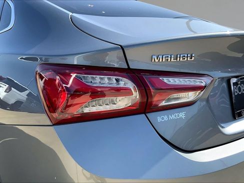 Used 2023 Chevrolet Malibu LT FWD image 29