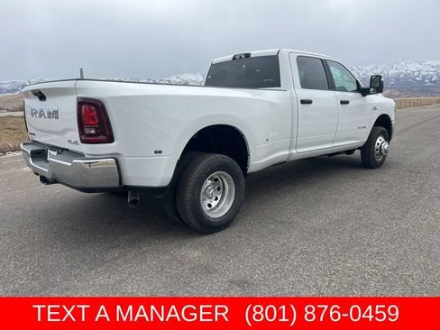New 2026 RAM 3500 Big Horn AWD/4WD image 3